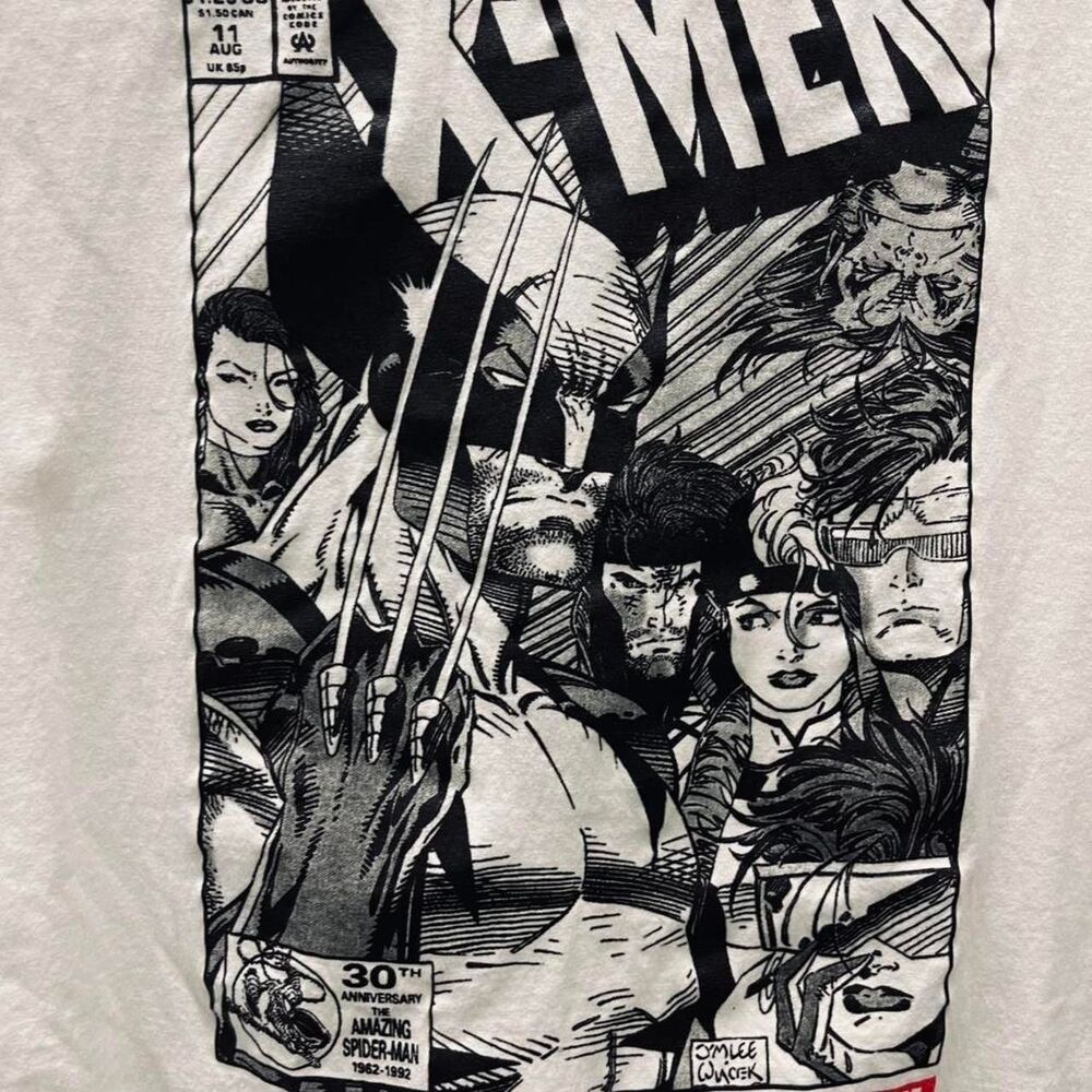 Marvel Men's White and Cream T-shirt